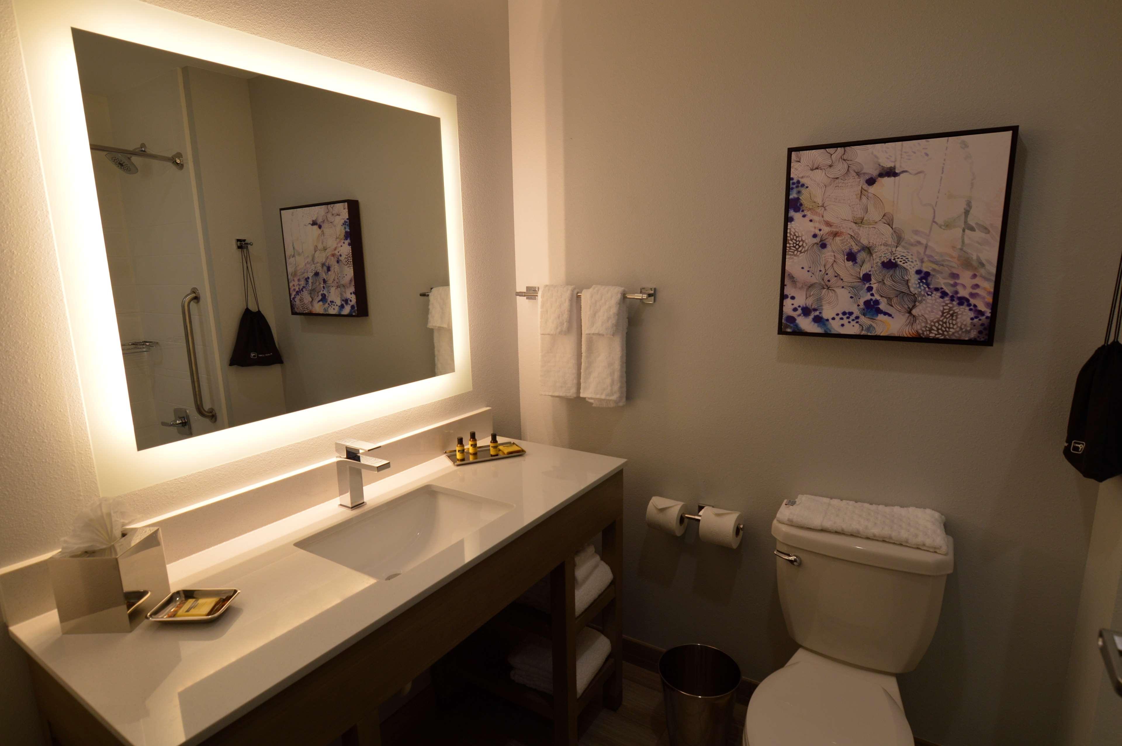 Best Western Plus Executive Residency Oklahoma City I-35 Extérieur photo